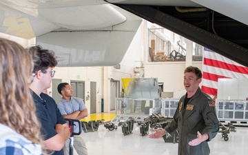 Students of STEM Tour VRM-30