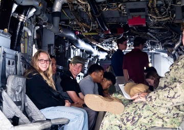 Students of STEM Tour VRM-30