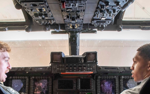 Students of STEM Tour VRM-30