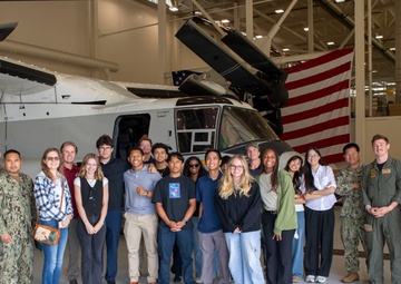 Students of STEM Tour VRM-30