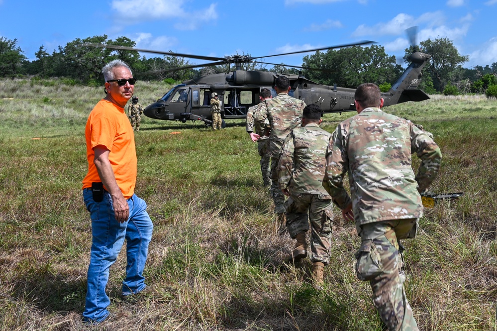 Total Force Medevac Training: Air Force Reservists Join Army OPERATION DUSTOFF VIGILANCE 2025