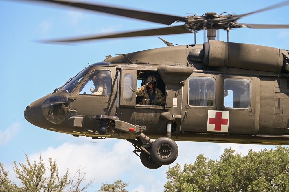 Total Force Medevac Training: Air Force Reservists Join Army OPERATION DUSTOFF VIGILANCE 2025