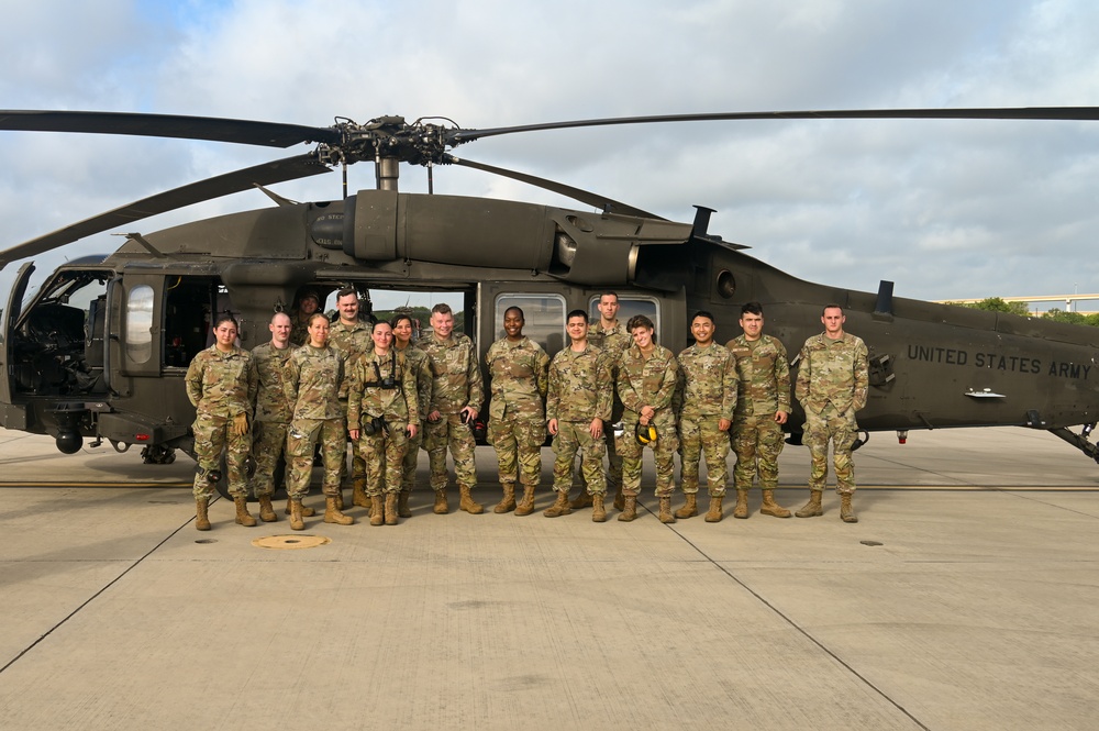 Total Force Medevac Training: Air Force Reservists Join Army OPERATION DUSTOFF VIGILANCE 2025