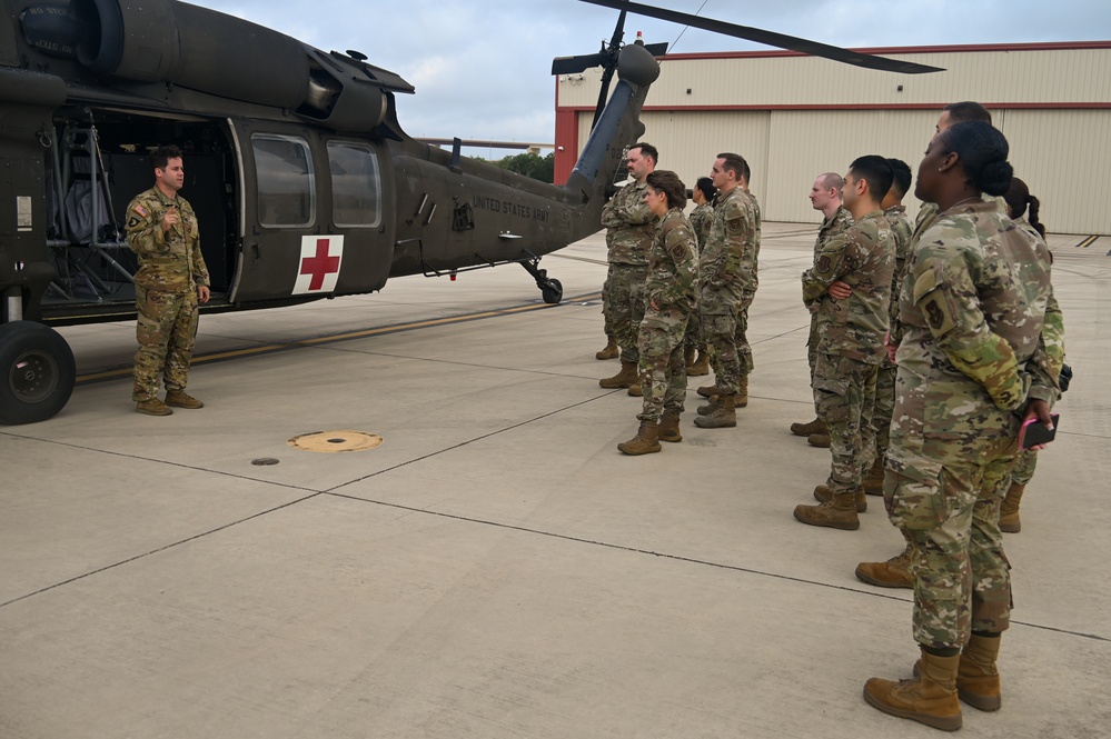 Total Force Medevac Training: Air Force Reservists Join Army OPERATION DUSTOFF VIGILANCE 2025