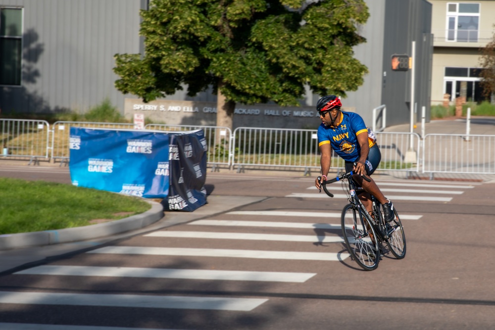 Team Navy competes in Warrior Games 2025