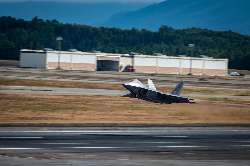 JBER F-22 Raptors move to support REFORPAC