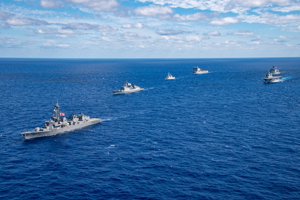 America Strike Group Conducts Formation Sail During Talisman Sabre 25