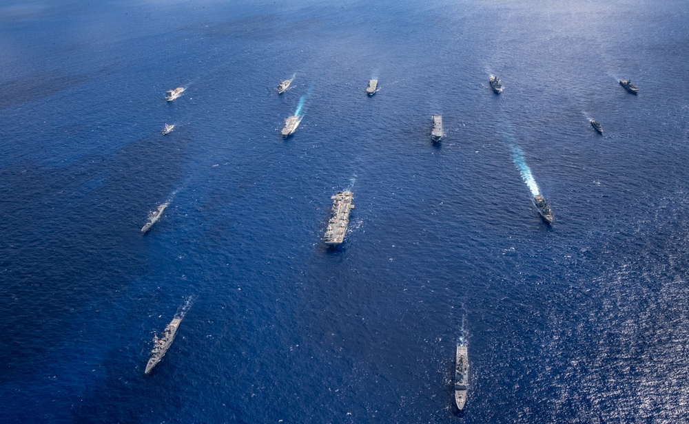 America Strike Group Conducts Formation Sail During Talisman Sabre 25