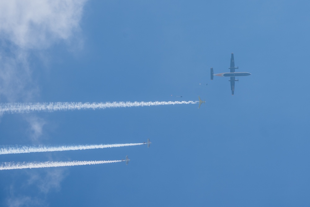 U.S. Army Parachute Team jumps for EAA AirVenture OshKosh