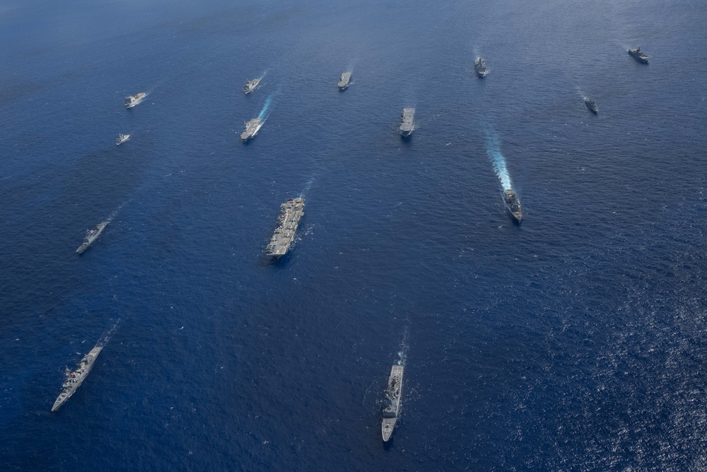 America Strike Group Conducts Formation Sail During Talisman Sabre 25