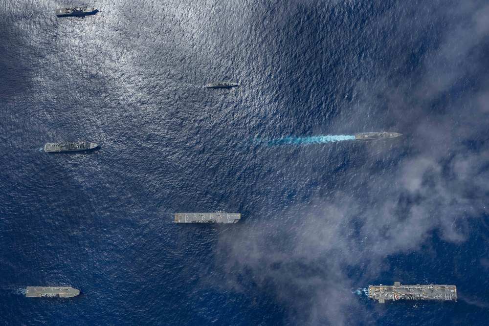 America Strike Group Conducts Formation Sail During Talisman Sabre 25