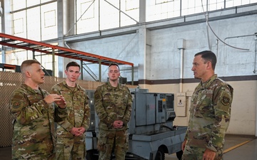 AMC Commander visits Joint Base Pearl Harbor-Hickam
