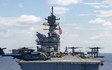 America Strike Group Conducts Formation Sail During Talisman Sabre 25