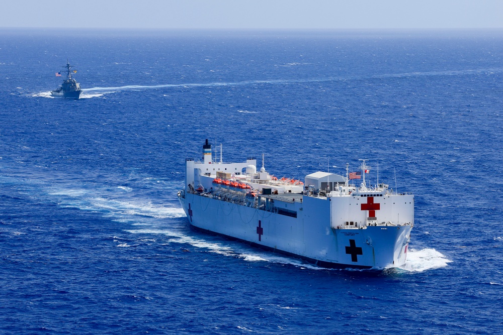 USNS Comfort and USS Cole in the Caribbean Sea