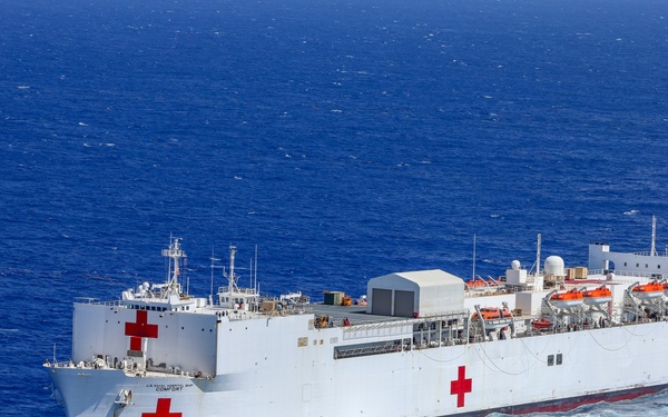 USNS Comfort and USS Cole in the Caribbean Sea