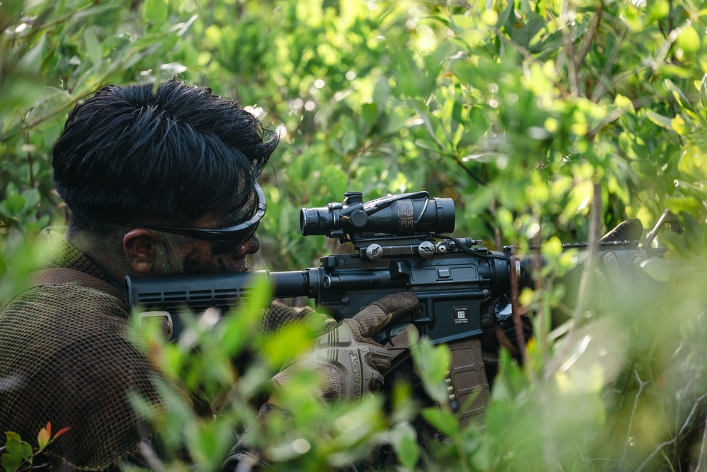 NROTC Midshipmen participate in FMF program on Camp Lejeune