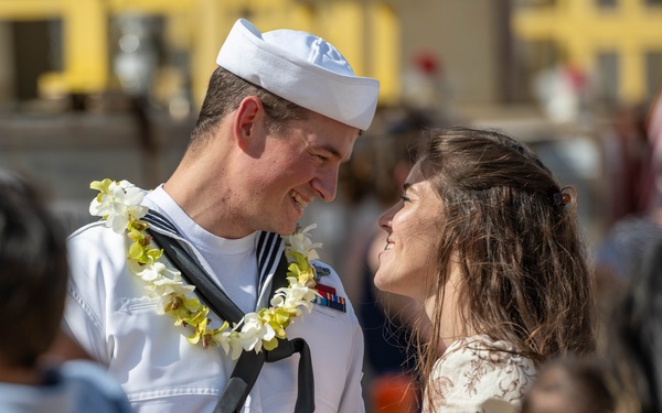 USS Indiana (SSN 789) Changes Homeport to Pearl Harbor