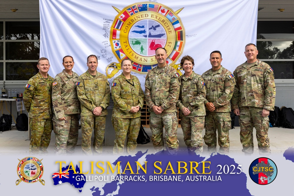 Maj. Gen. Swanson takes group photo