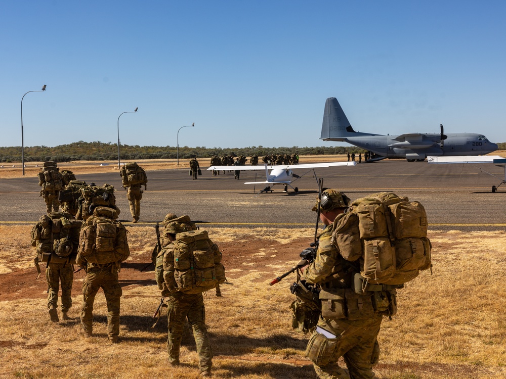 DVIDS - Images - Talisman Sabre 25: U.S. Marines with 2nd Bn., 1st ...