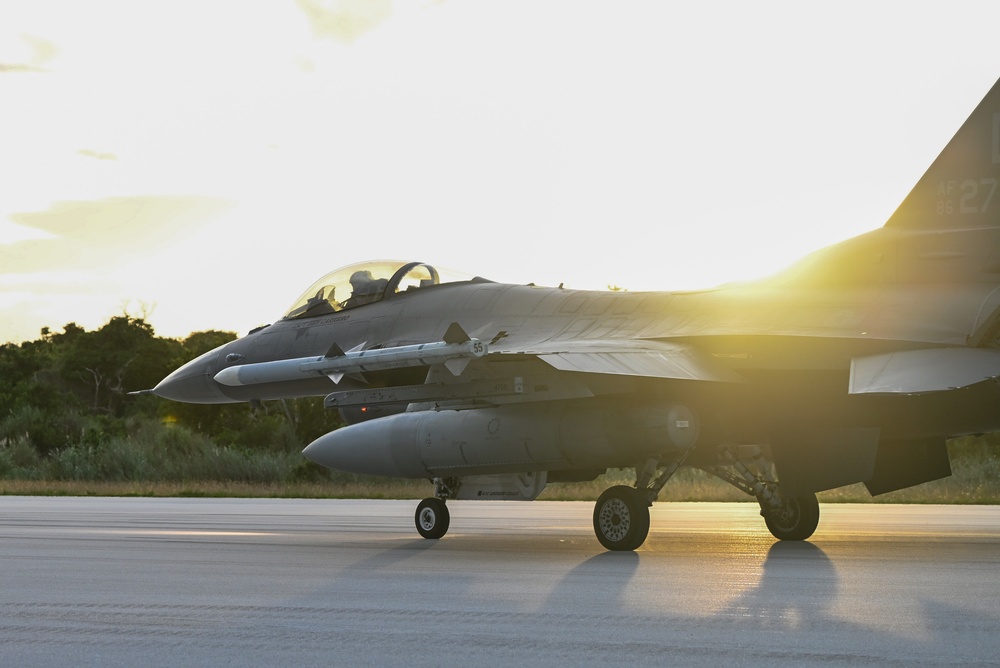 D.C. Air National Guard F-16s arrive in Guam for REFORPAC