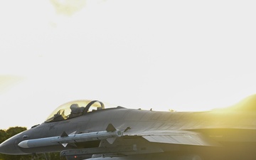 D.C. Air National Guard F-16s arrive in Guam for REFORPAC