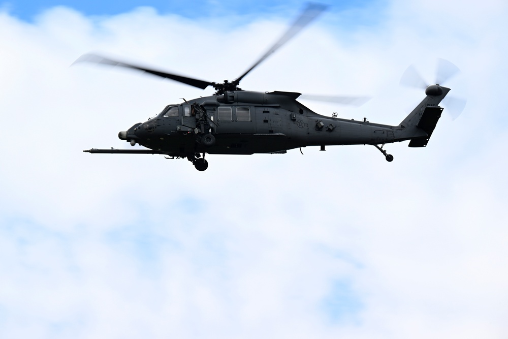 Jolly Vihar 25 Enhances Combat Search and Rescue