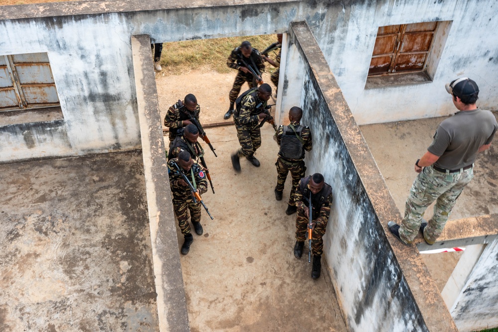 Strengthening Partnerships for Regional Security: U.S. and Malagasy Forces Complete Joint Combined Exchange Training