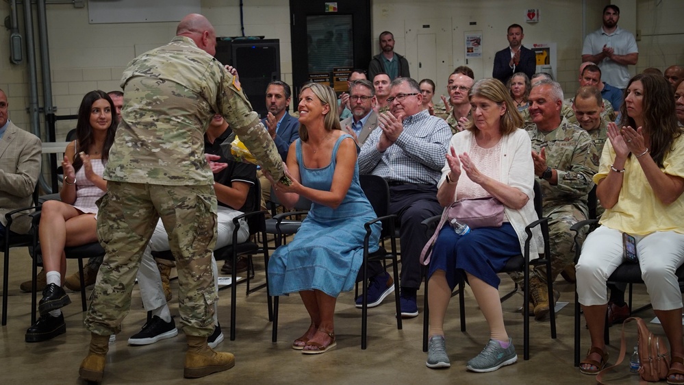 Stewart assumes command of Ohio Army National Guard