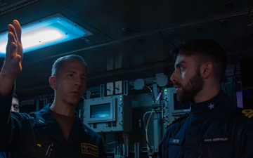 Italian and U.S. Combined Naval Force Integrates in Mediterranean Sea