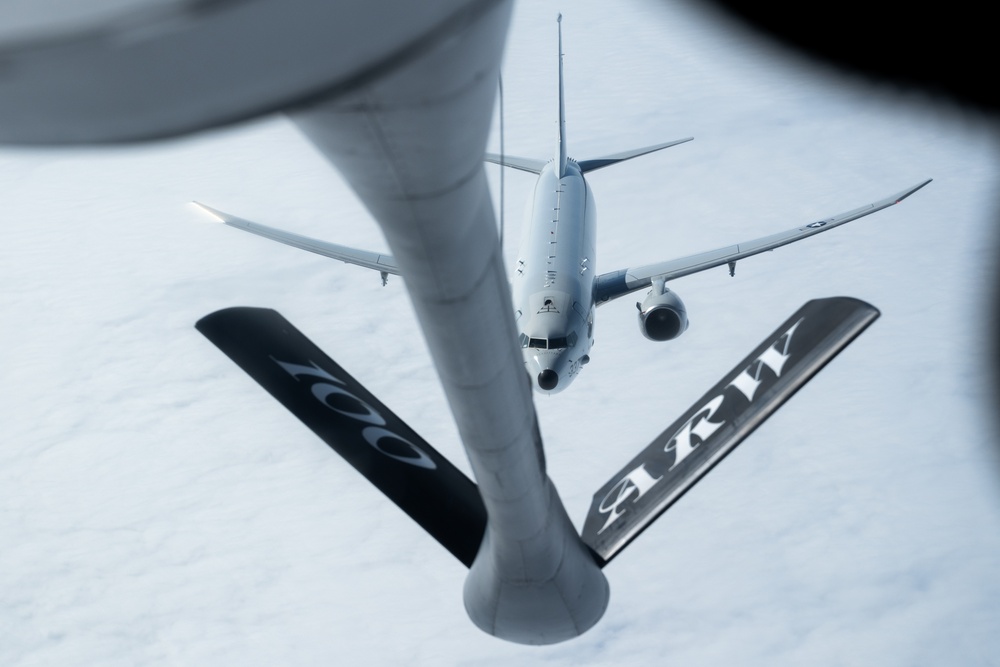 100th ARW refuels P-8 Poseidon