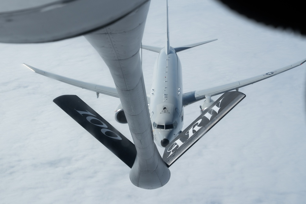 100th ARW refuels P-8 Poseidon