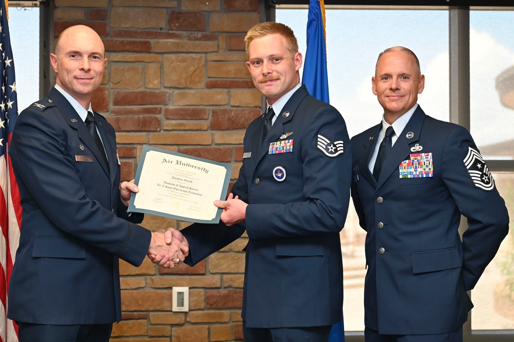 Holloman AFB hosts CCAF Graduation Ceremony 2025
