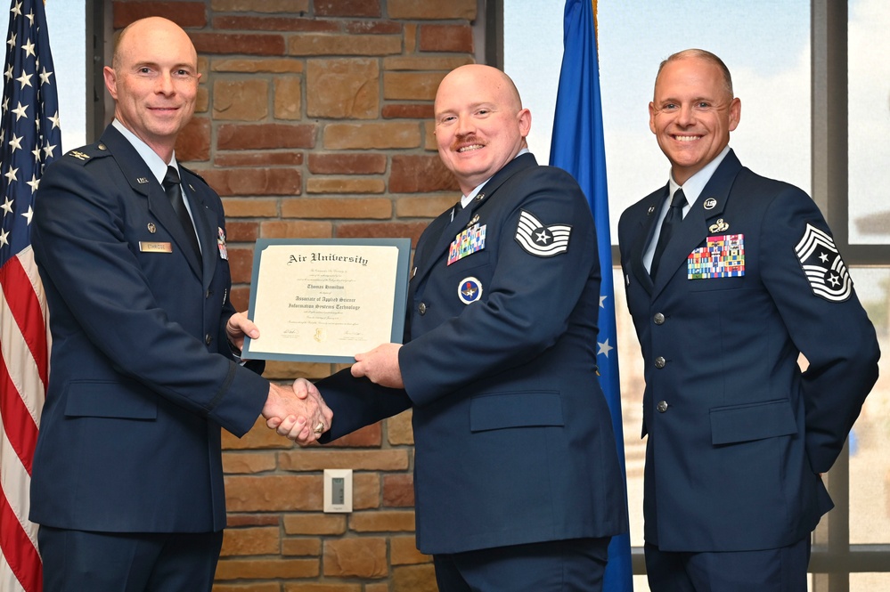 Holloman AFB hosts CCAF Graduation Ceremony 2025