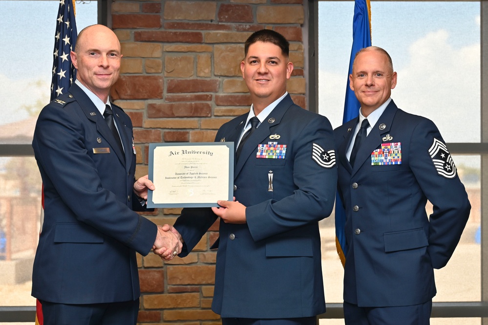 Holloman AFB hosts CCAF Graduation Ceremony 2025