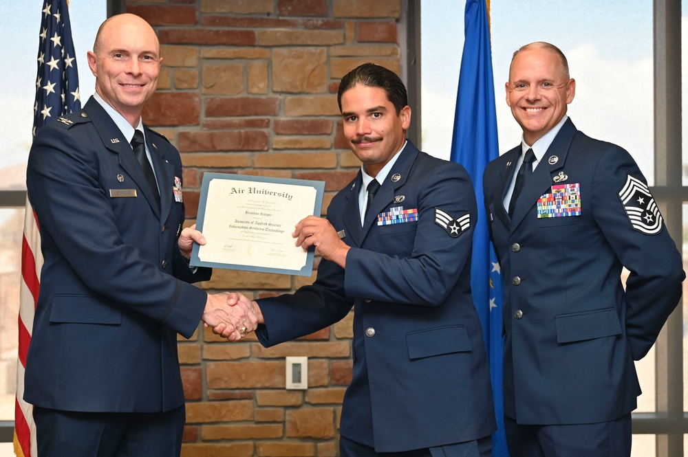 Holloman AFB hosts CCAF Graduation Ceremony 2025