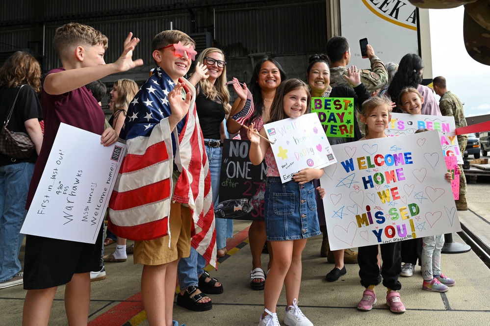 Homecoming: Deployed Sabers return to Spangdahlem AB