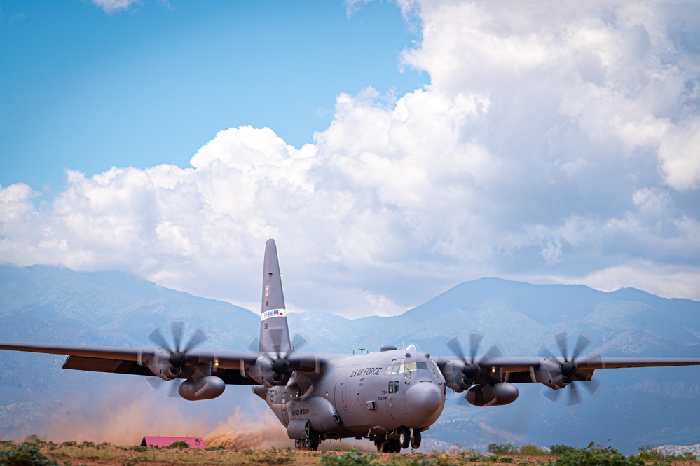 DVIDS - Images - Mobility aircraft train for austere environments ...