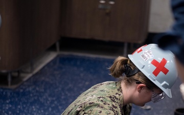 Reagan Sailors Work Together on a Mass Casualty Drill