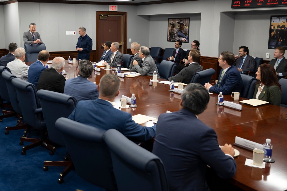 SD Hosts RSC Task Force at the Pentagon