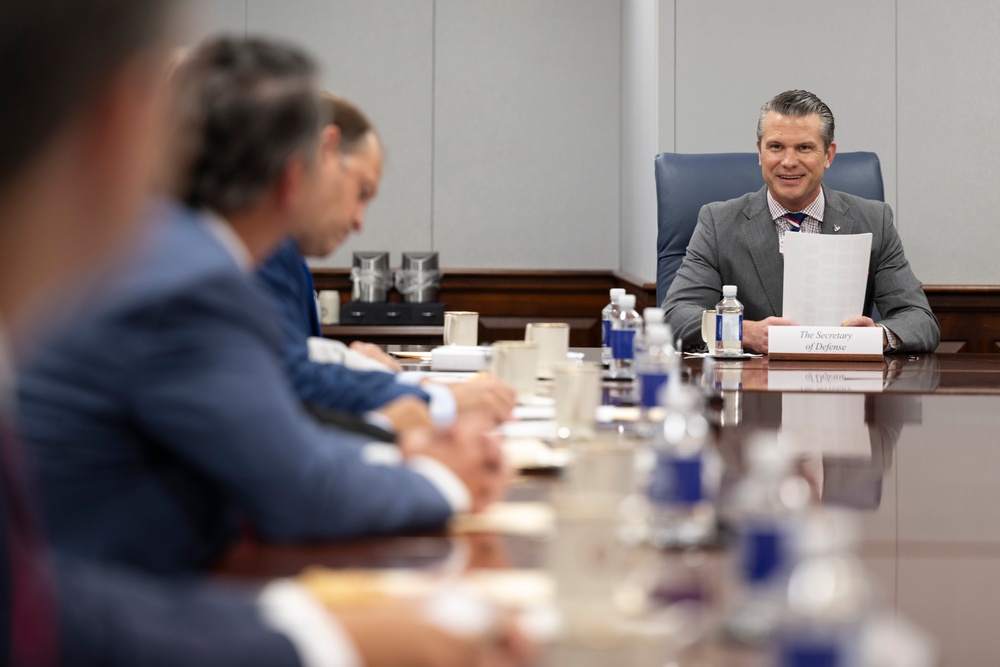 SD Hosts RSC Task Force at the Pentagon