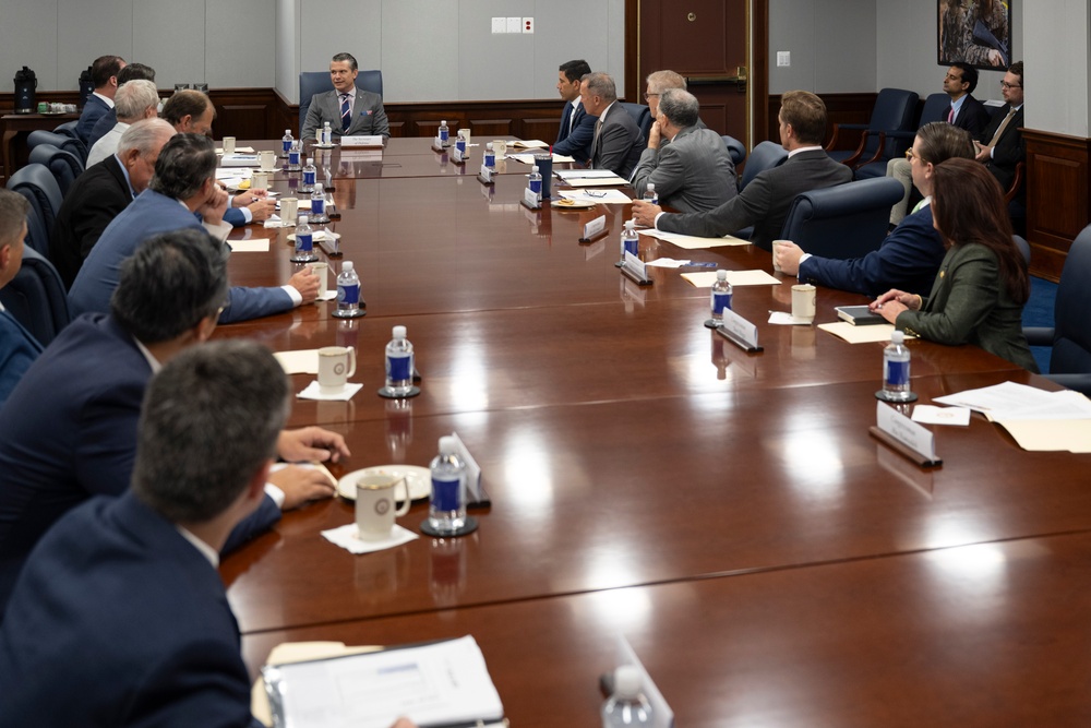 SD Hosts RSC Task Force at the Pentagon
