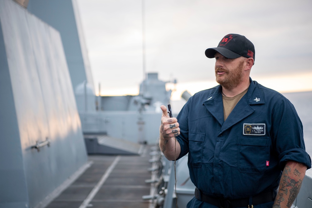 USS John P Murtha conducts ship maneuvering exercise