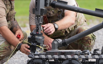 US Army Explosive Ordnance Disposal techs participate in interagency IED exercise