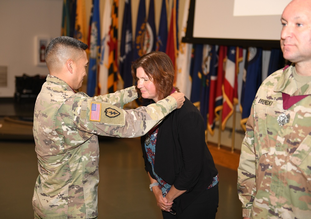 Receiving the O2M3 medallion