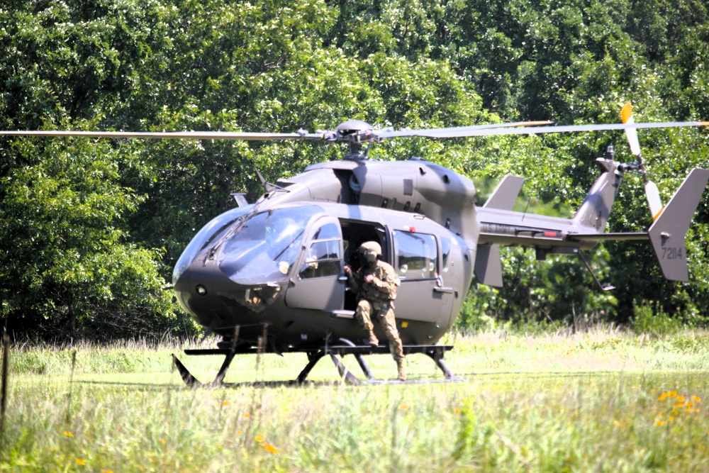 Iowa National Guard aviation troops hold training at McCoy’s Young Air Assault Strip, South Post