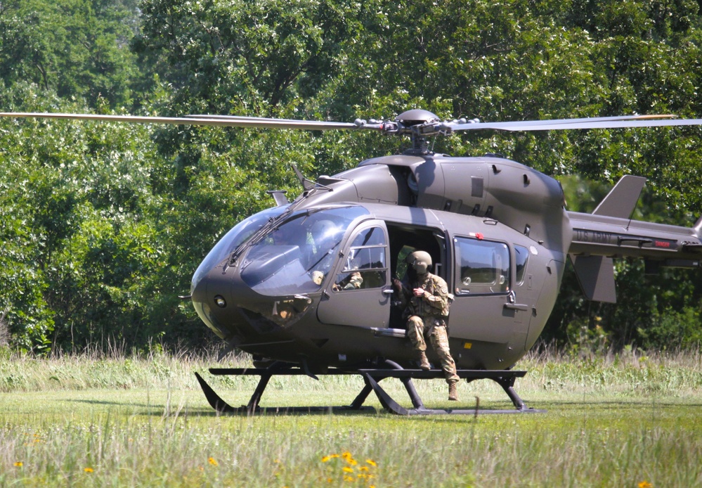 Iowa National Guard aviation troops hold training at McCoy’s Young Air Assault Strip, South Post