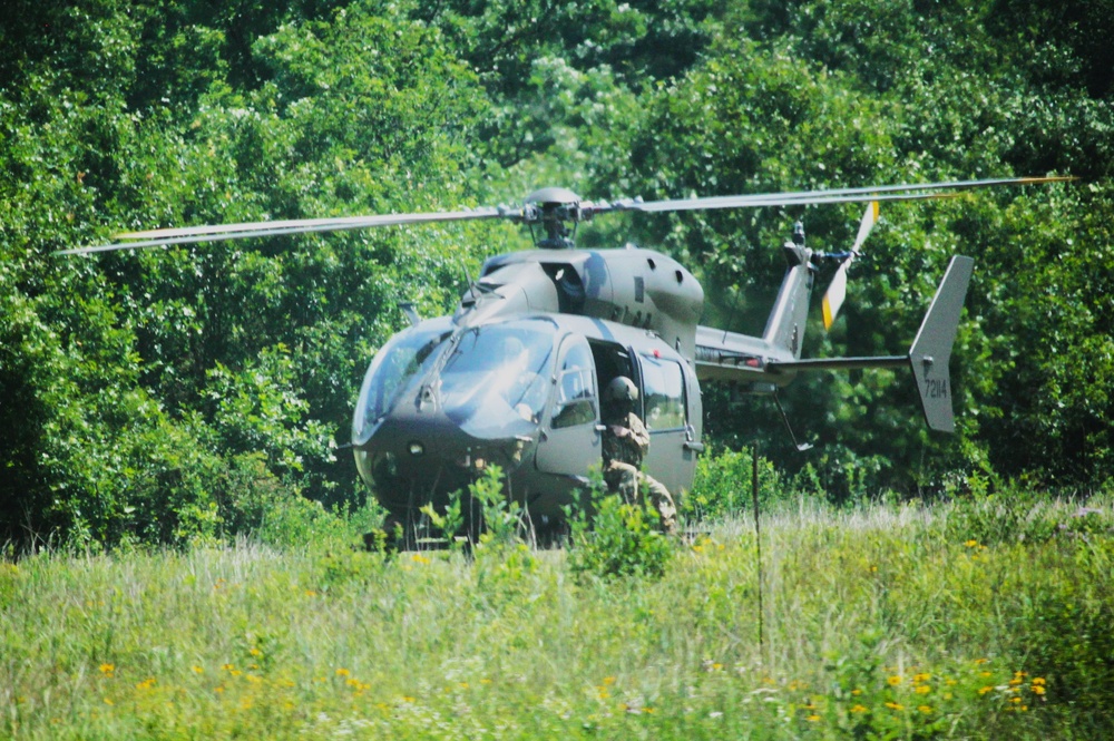 Iowa National Guard aviation troops hold training at McCoy’s Young Air Assault Strip, South Post