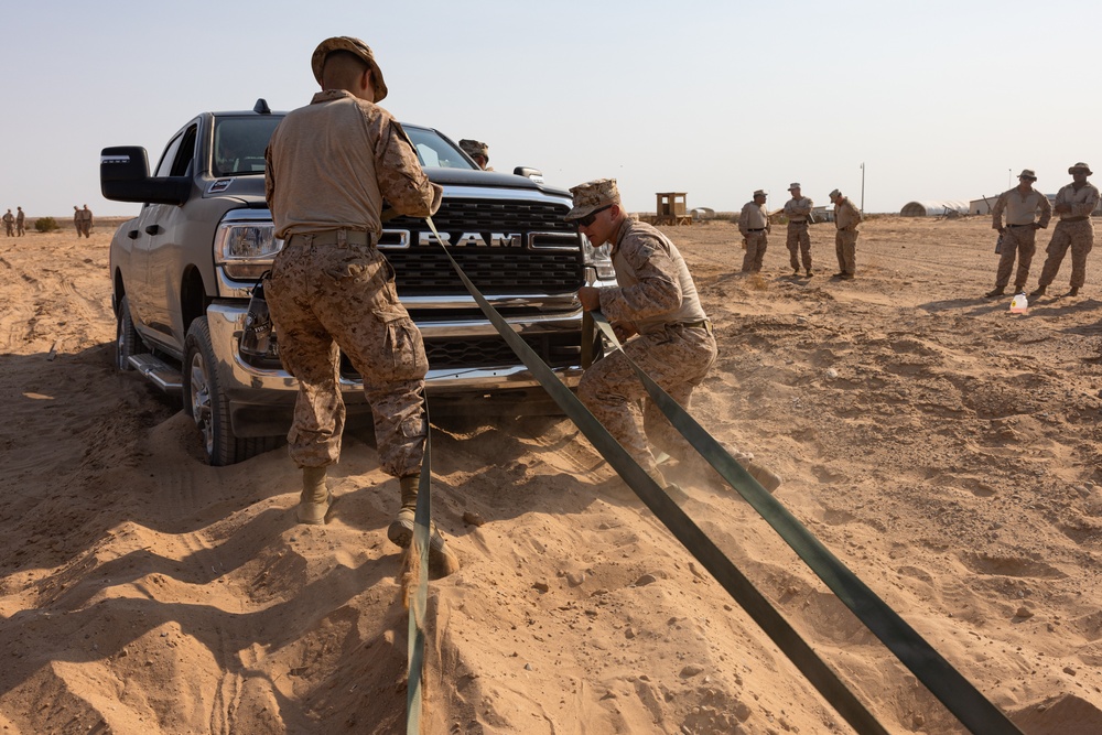 Task Force Forge conducts vehicle recovery training