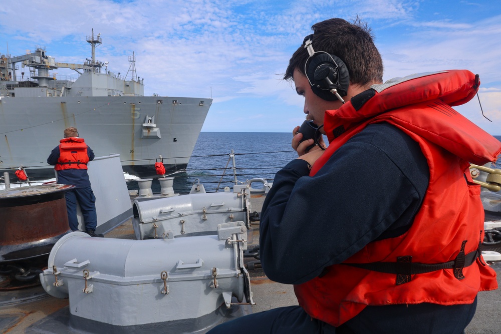 ET3 Anthony Discordia operates the forecastle phone talker station