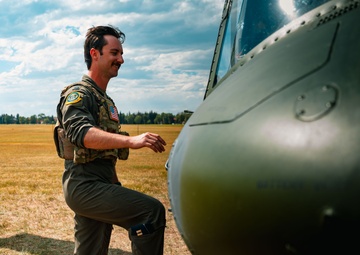 37th Helicopter Squadron Takes Off from Ft. D.A. Russell Days